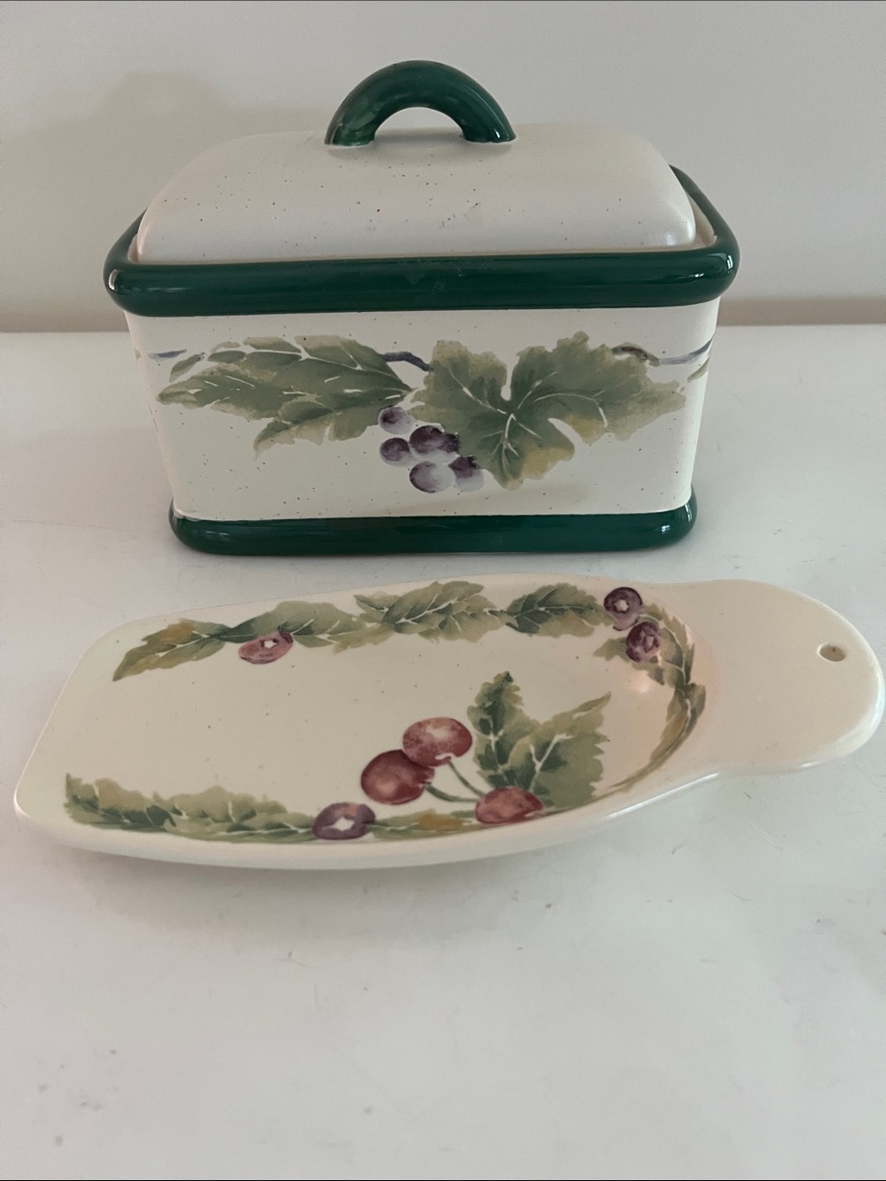 Pfaltzgraff Jamberry keeper box and spoonrest